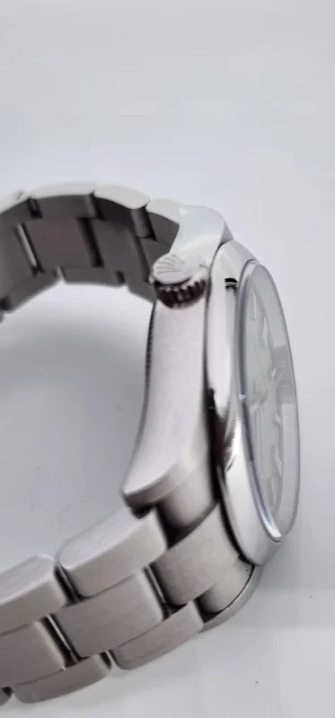 Rolex Oyster Perpetual 36mm - Image 4