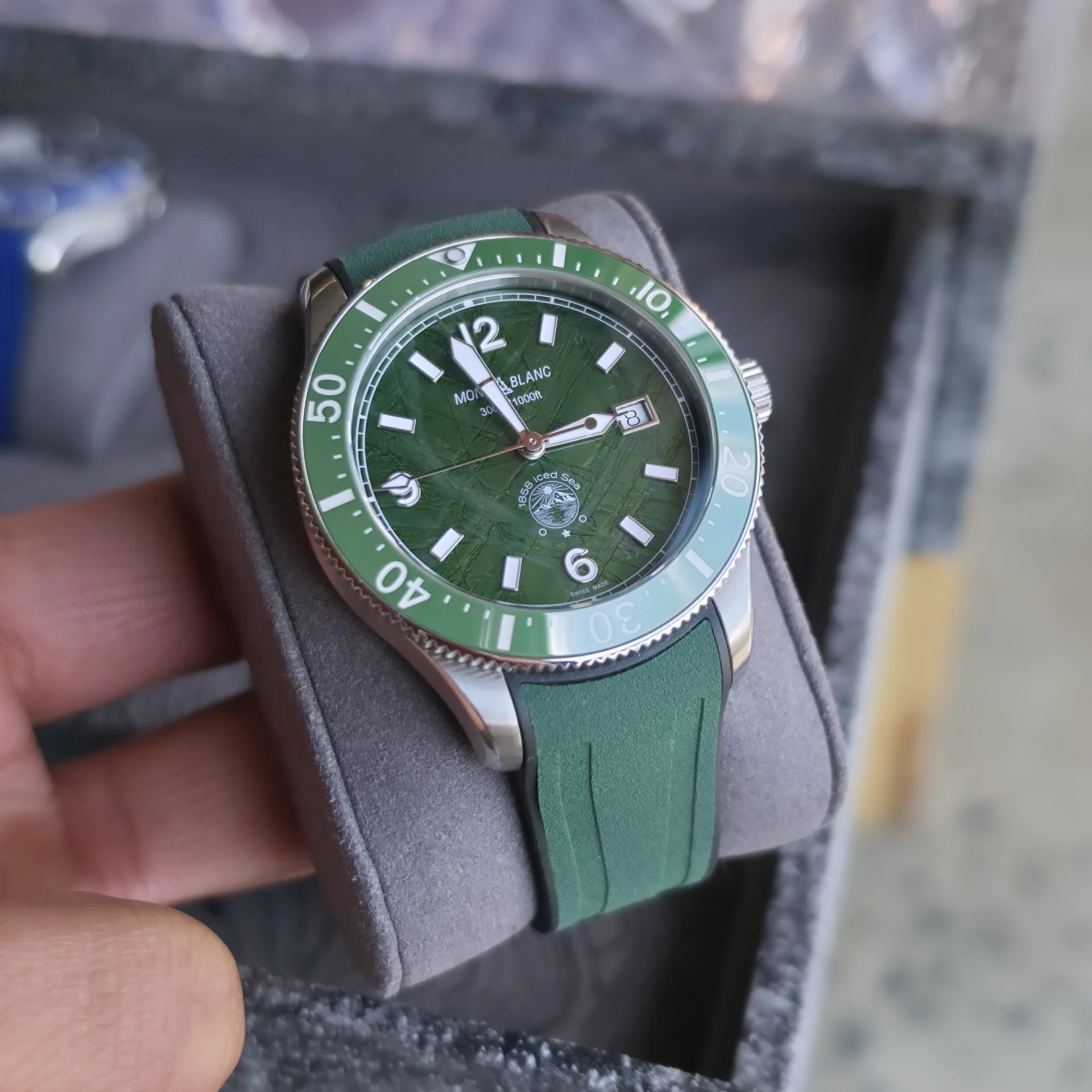 2026 Mont Blanc Limited Edition Set - Image 8